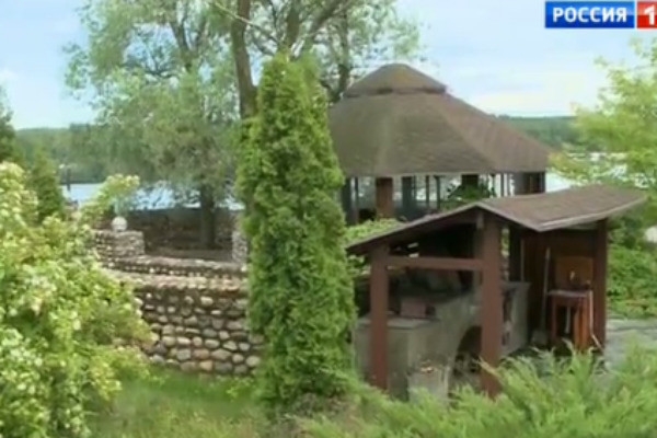 Филипп Киркоров устроил экскурсию по роскошному особняку