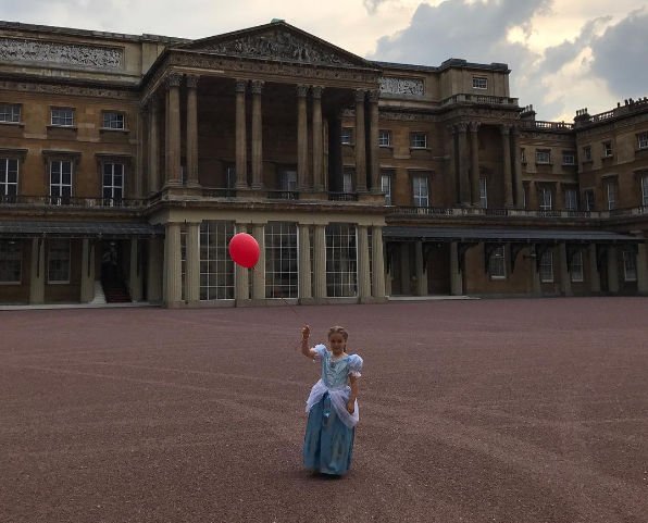 Харпер Бекхэм отпраздновала день рождения в Букингемском дворце