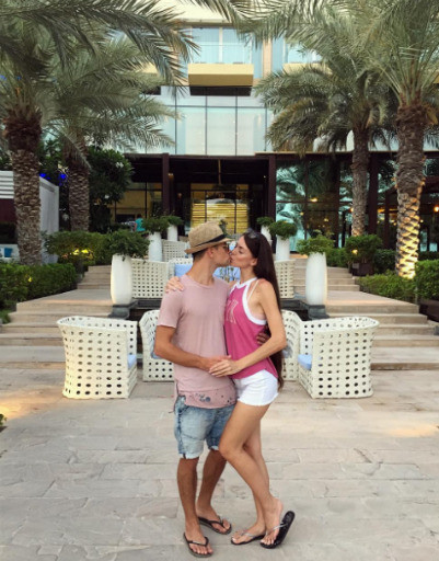 Участники «Дома-2» Рапунцель и Дмитренко устроили сказочный медовый месяц