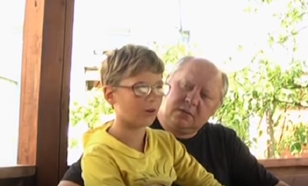 Константин Глушков три года воспитывал чужого ребенка