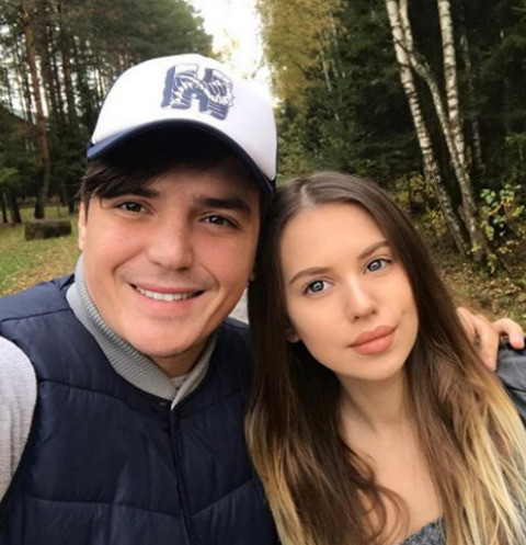 Саша Артемова и Евгений Кузин поженились