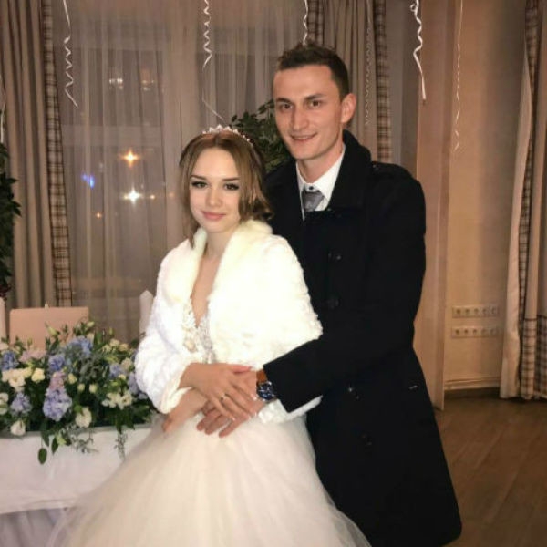 Овечкин и Шубская, Шурыгина и звезды «Дома-2»: главные свадьбы 2017 года