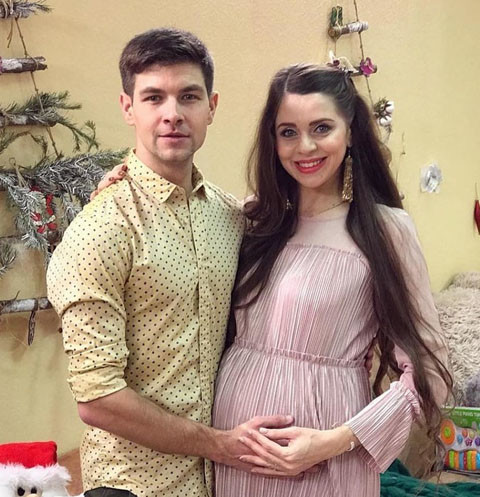 Мать Дмитрия Дмитренко изводит беременную Рапунцель