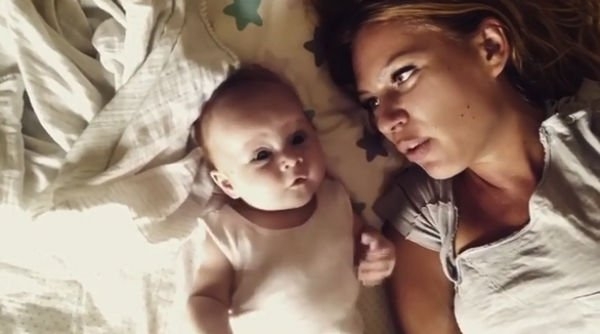 Рита Дакота опубликовала видео с дочкой, восхитив фанатов
