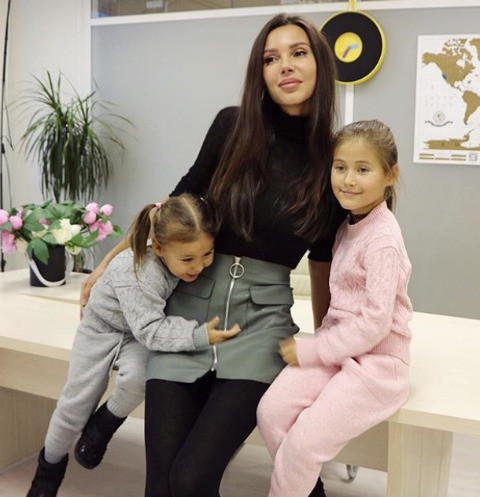 Оксана Самойлова мучает себя ради счастья детей