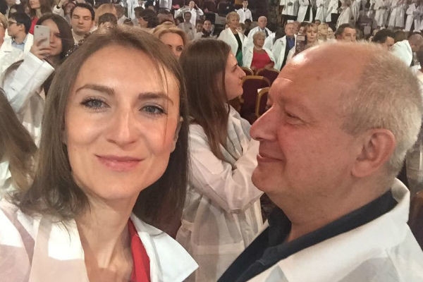 Физиономисты усомнились в сходстве дочери Марьянова с отцом