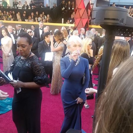 Хелен Миррен выпила текилы прямо на красной дорожке «Оскар-2018»