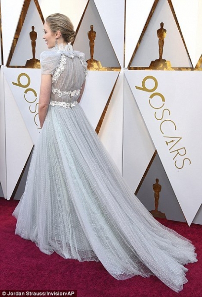 Эмили Блант в самом нежном наряде на «Оскаре-2018»