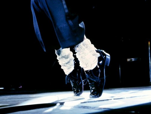 На аукцион выставят туфли Майкла Джексона, в которых он впервые исполнил лунную дорожку