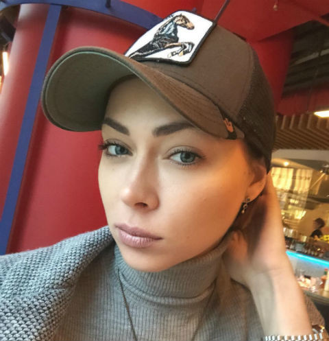 Настасья Самбурская показала травмы после жестокого избиения
