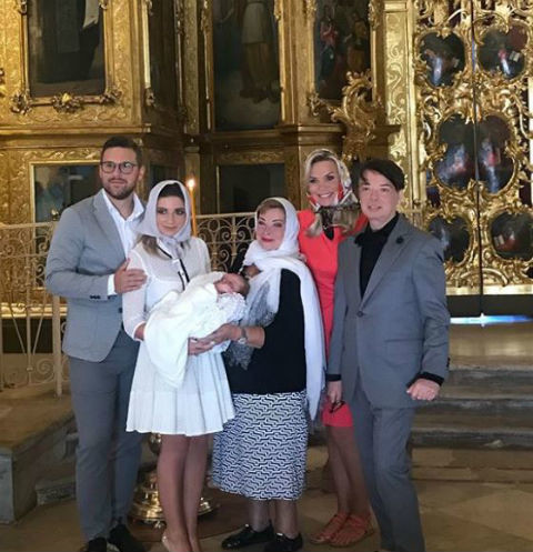 Галина Юдашкина крестила младшего сына 