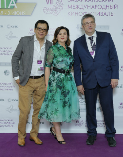 Ирина Розанова, Анна Ардова и Андрей Мерзликин открыли фестиваль в Чите