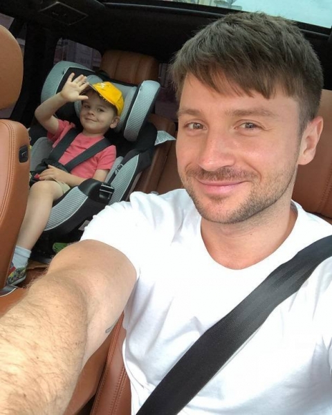 Сын Сергея Лазарева оказался невольным участником гей-скандала