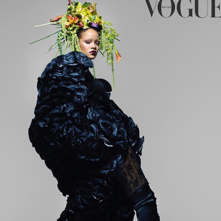 Рианна украсила обложку британского Vogue 
