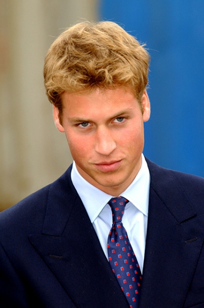 В сети обсуждают новую прическу принца Уильяма: герцог побрил голову почти налысо 