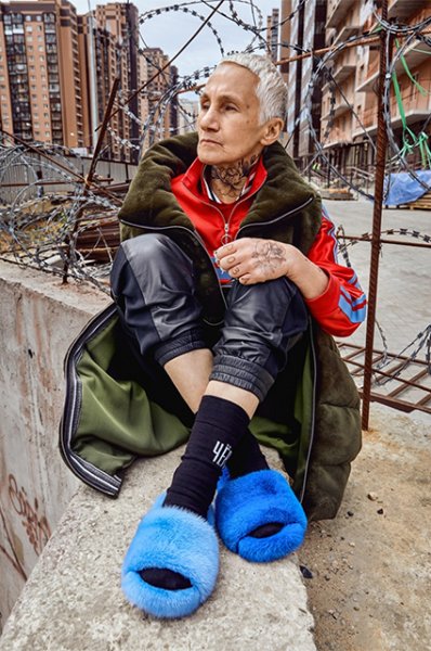 Модный дайджест: от сумки имени Ирины Шейк до Рианны на Неделе моды в Нью-Йорке 
