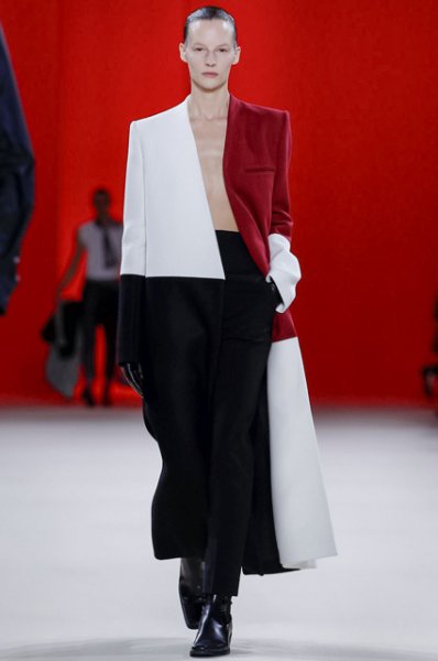 Неделя моды в Париже: Белла Хадид на показе Haider Ackermann осень-зима 2019/2020 