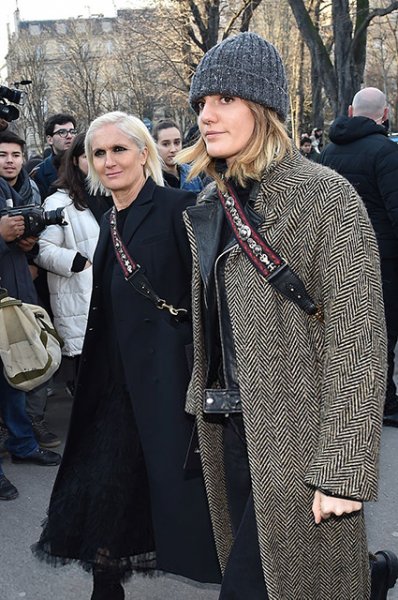 Мамина муза: что мы знаем о Рэйчел Регини — дочери креативного директора Dior Марии Грации Кьюри 