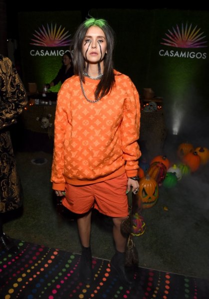 Лиза Ринна и другие знаменитости на вечеринке «Казамигос» («Casamigos») в честь Хэллоуина в 2019 году