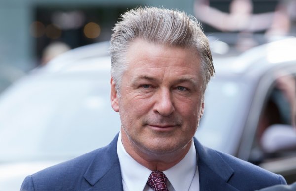 "Big surprise": Alec Baldwin's wife expecting seventh child