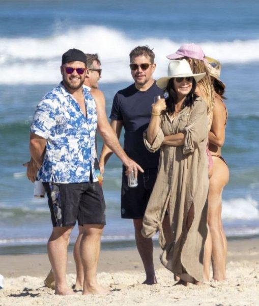 Matt Damon and his wife went fishing with friends