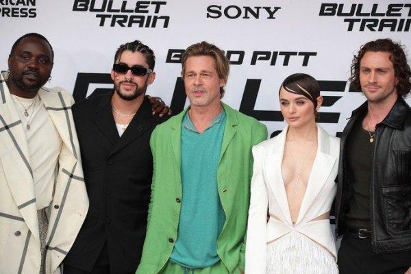 Brad Pitt dance and Joey King kiss attracted Attention at the premiere in Los Angeles