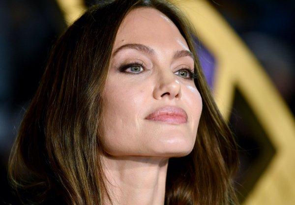 Court again: Angelina Jolie sued the FBI over Brad Pitt