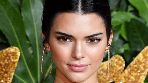 Kendall Jenner competes with Doja Cat in outfit eccentricity