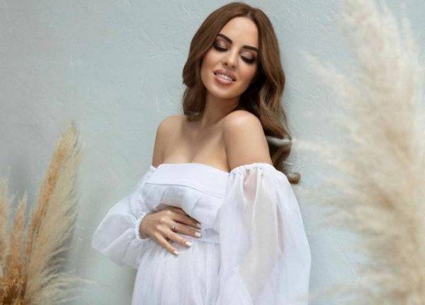 Tearful star "Dom-2" Yulia Efremenkova told about the health of newborn twins