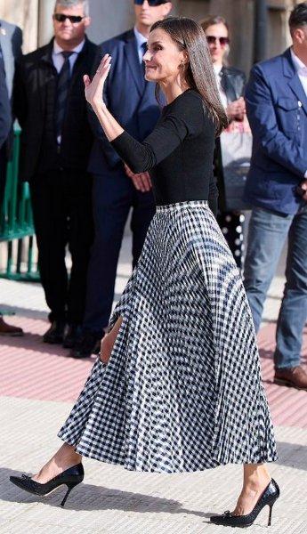 Queen of Spain Letizia appeared at the film festival in a very unusual skirt