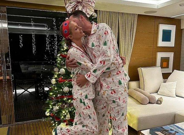 Millionaire's Christmas: Paris Hilton celebrated the holiday in pajamas in the middle of the ocean