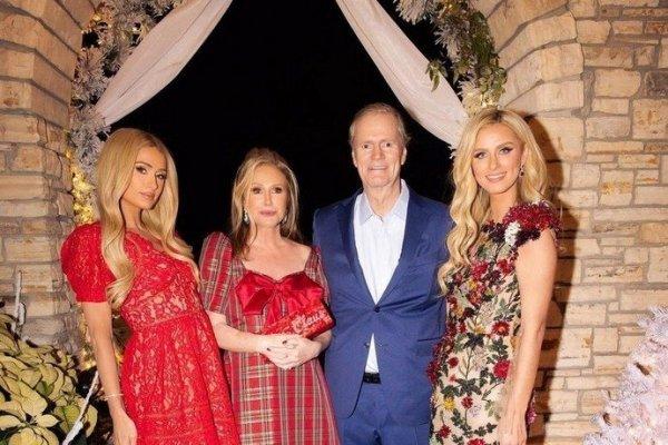 Kim Kardashian and Heidi Klum at Paris Hilton's Christmas party
