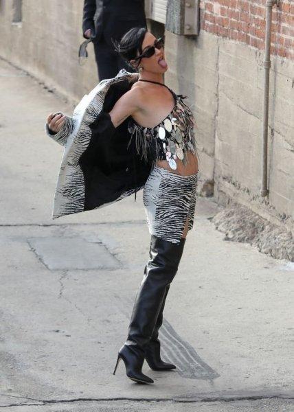 The paparazzi took new photos of Katy Perry in a daring black and white outfit