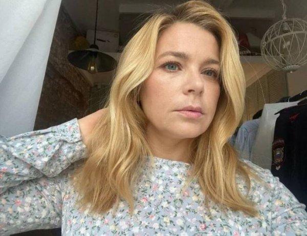 Thinner Irina Pegova appeared in front of photographers wearing a fitted dress