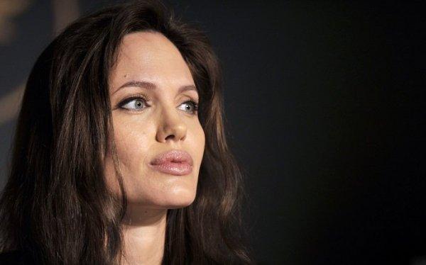 Angelina Jolie shared a rare photo with her late mother