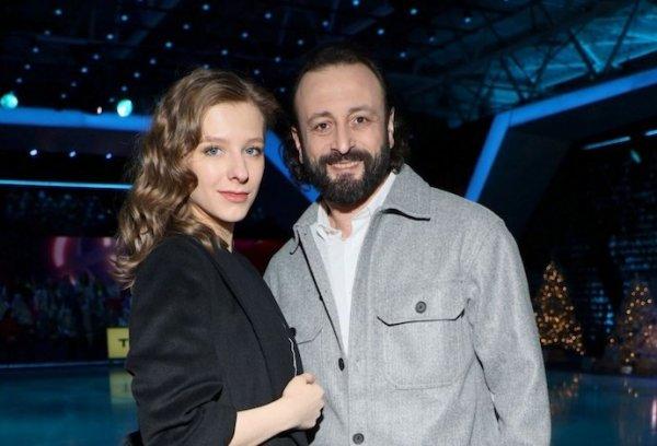 Liza Arzamasova showed grown-up son of Ilya Averbukh from her first marriage