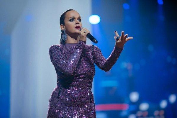 42-year-old singer Slava took a break from her career
