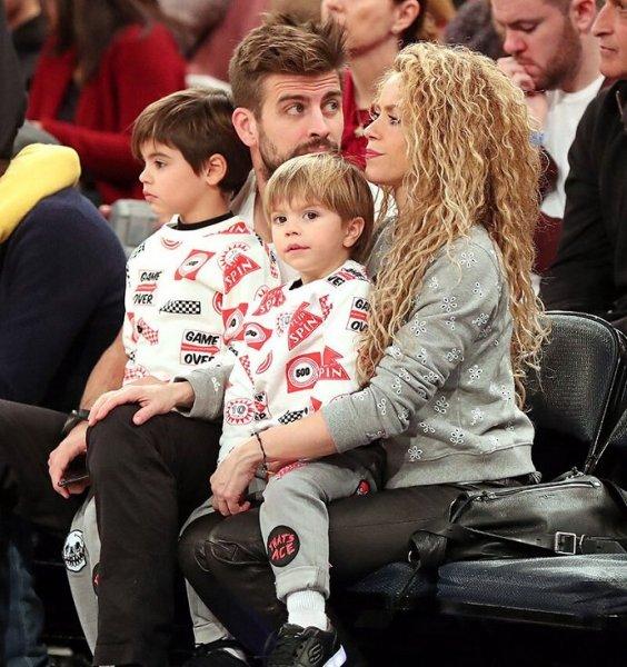 Shakira returns to her former Gerard Pique