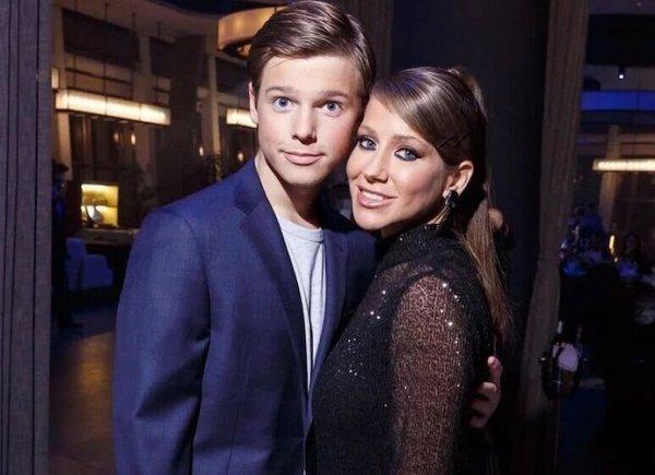 It became known how much Yulia Baranovskaya's 17-year-old son earns