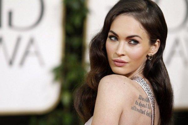 37-year-old actress and model Megan Fox showed her figure in a wet dress