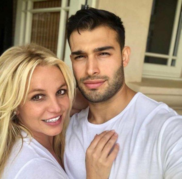 Sam Asghari Confirms Britney Spears Divorce News