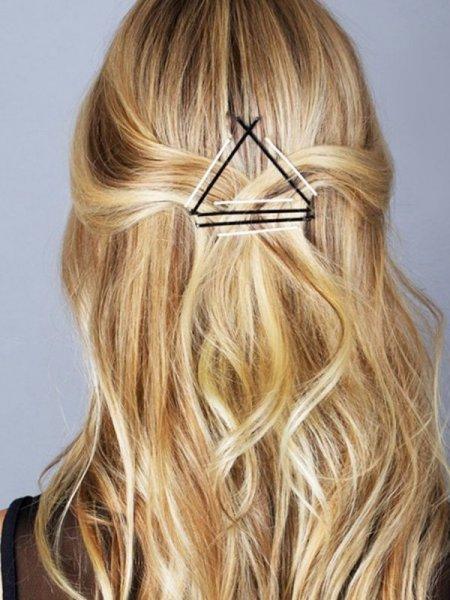 13 photo examples of intricate hairstyles with using regular hairpins