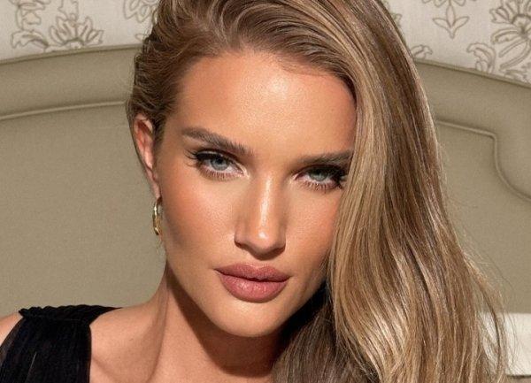 Rosie Huntington-Whiteley starred in her second bed photo shoot of the spring
