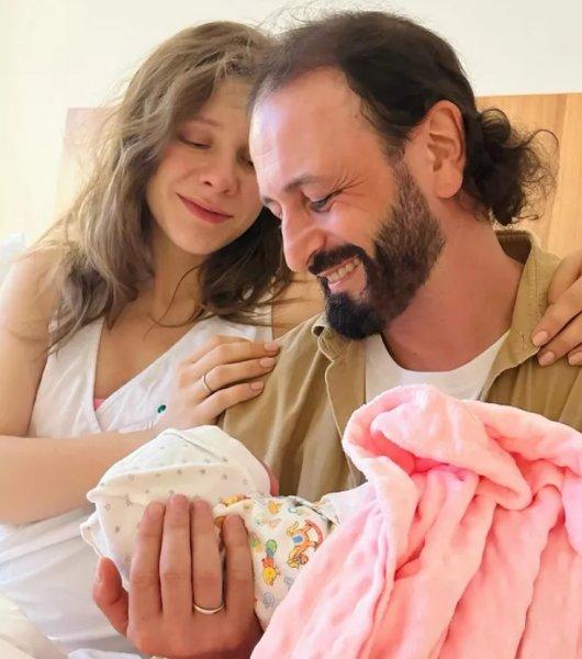 Liza Arzamasova did not hide the name of the second child born to Ilya Averbukh