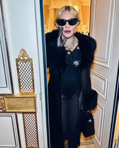 Madonna chose a controversial outfit to visit an art exhibition